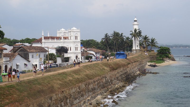 H (37) Fort ramparts - Galle.JPG